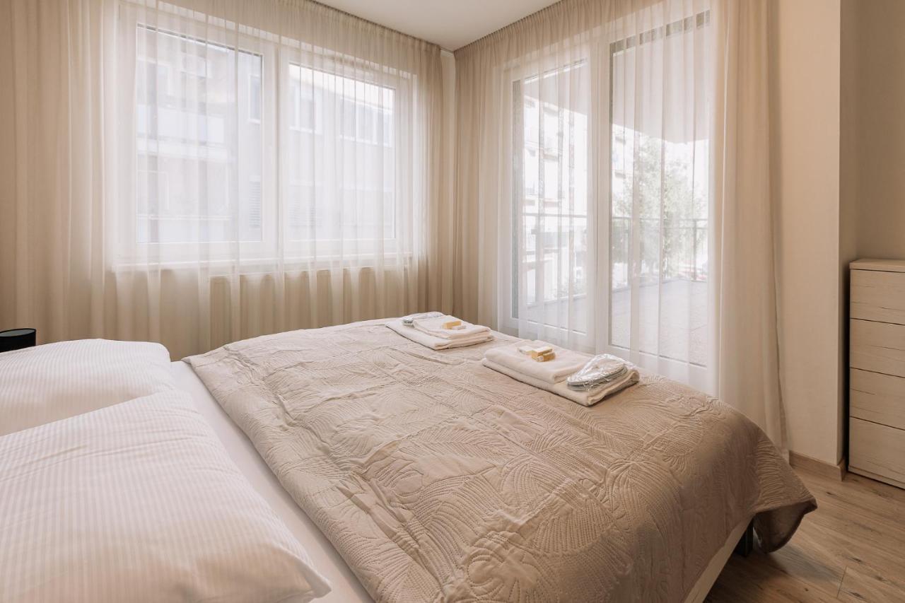 Skau 2 Old Town Family & Business Apartment 2 Floor Free Parking Bratislava Exteriör bild