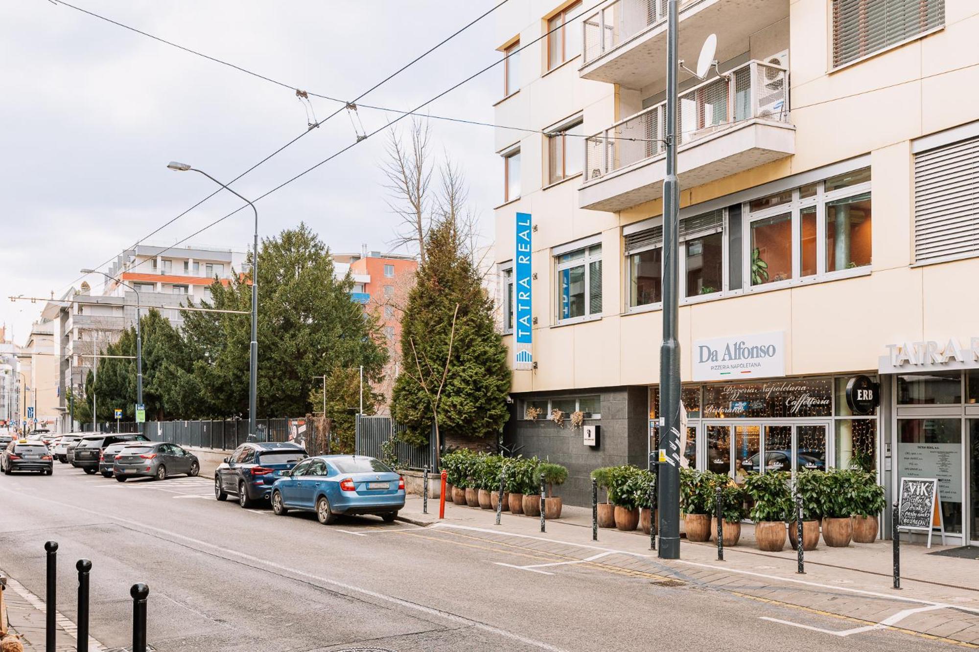 Skau 2 Old Town Family & Business Apartment 2 Floor Free Parking Bratislava Exteriör bild